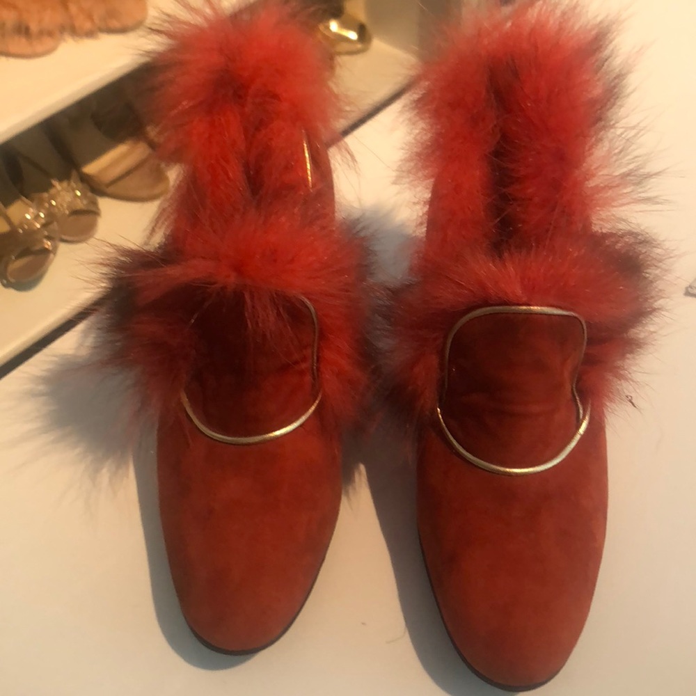 Vintage Manolo Blahnik shoes 👠
